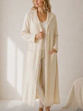 RED ENVELOPE 100% Cashmere Belted Robe Ivory Size Small